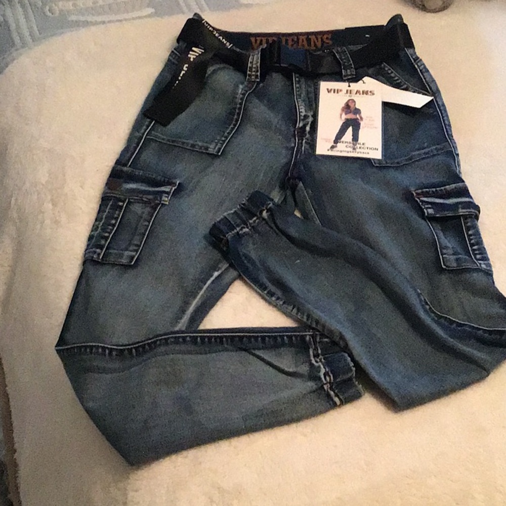 VIP blue Jeans NWT size 7 28” waist blue faded look🦋 great look